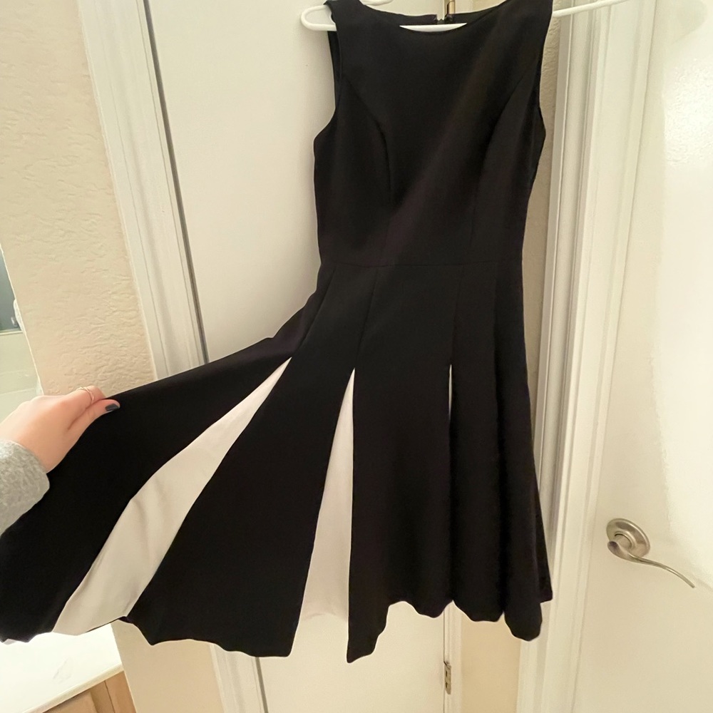 black and white professional dress WHBM (XXS/00)